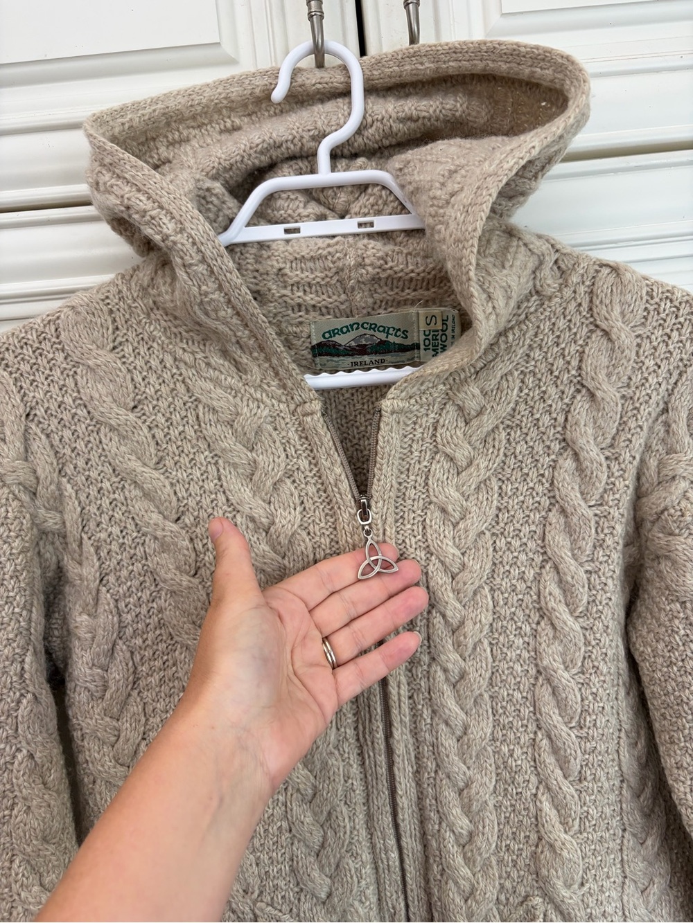 Aran Crafts Size S women’s Irish Merino wool long hooded zip sweater - Picture 5 of 11
